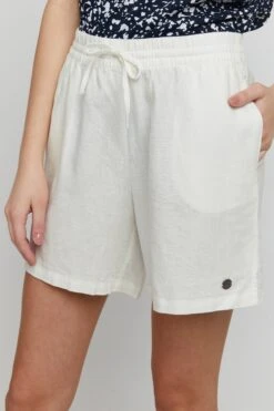 OXMO Shorts Loosefit Hose Algea Frauen Offwhite -OXMO Verkaufs-Shop 090aa15c54618b35e95766b53f04c7c1
