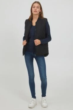 OXMO Westen Steppweste Macy Frauen Schwarz -OXMO Verkaufs-Shop 0a0f5a0c54f5656e64c0c9a3a7130cac