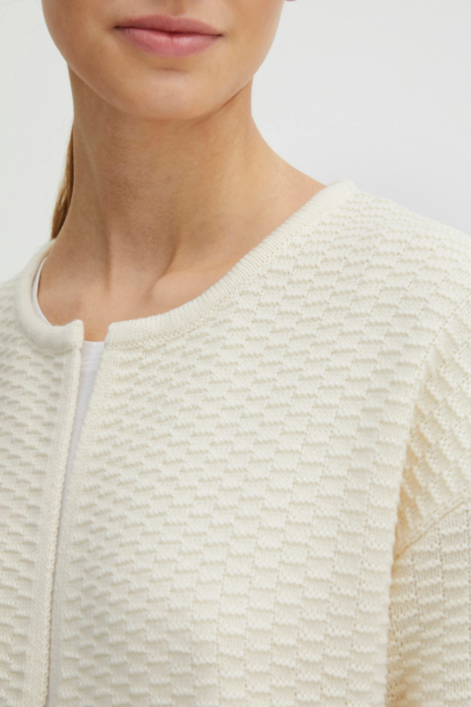 OXMO Strickjacken Strickjacke Frauen Beige 5 OXMO Strickjacken Strickjacke Frauen Beige – Bild 5