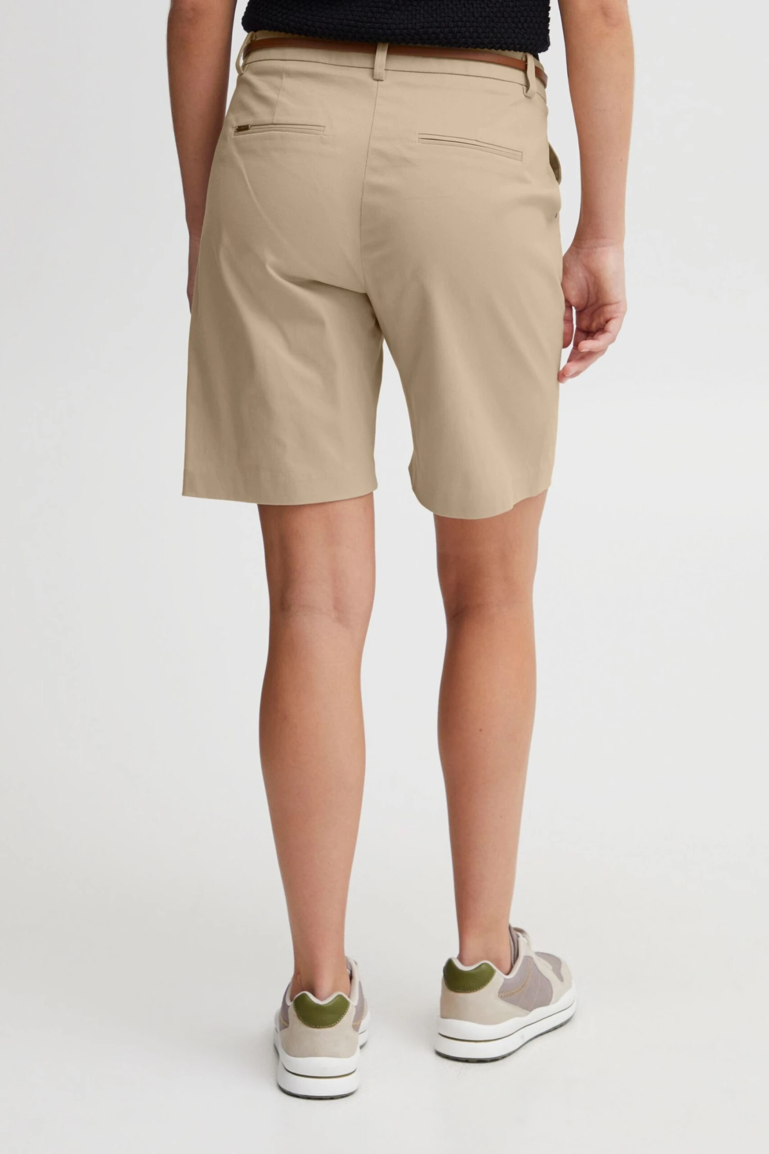 OXMO Hosen Regular Shorts Oxdaney Frauen Beige 3 OXMO Hosen Regular Shorts Oxdaney Frauen Beige – Bild 3