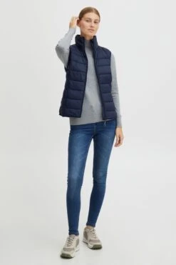 OXMO Westen Steppweste Bena Frauen Dunkelblau -OXMO Verkaufs-Shop 27e5147f1a0d5fbf46711ebee525104a