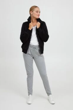 OXMO Übergangsjacken Bomberjacke ANNEKA Frauen Schwarz -OXMO Verkaufs-Shop 28d4cbb0fbcbe2c8068fc9d38be8ba78