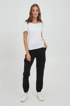 OXMO Cargohosen Loosefit Cargohose Henni Frauen Schwarz -OXMO Verkaufs-Shop 2d7b440d6f4e82b05041fb8993fde6d0