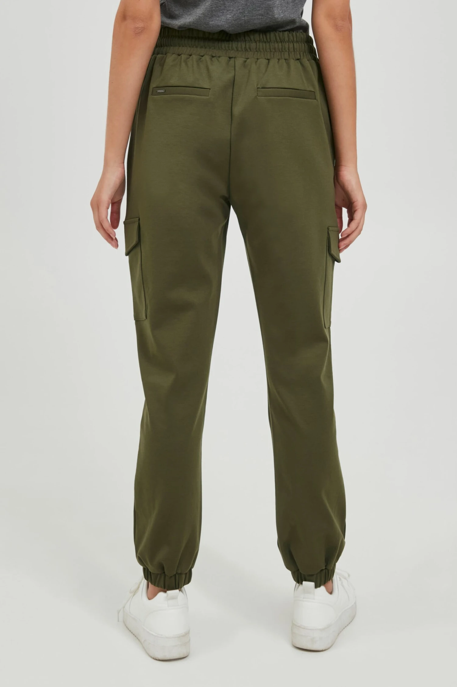 OXMO Cargohosen Loosefit Cargohose Henni Frauen Dunkelgrün 4 OXMO Cargohosen Loosefit Cargohose Henni Frauen Dunkelgrün – Bild 4