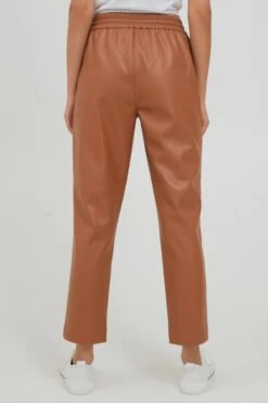 OXMO Stoffhosen Regular Jogger Pants PAULIA Frauen Braun -OXMO Verkaufs-Shop 2f7464ec647d4522439bf8cb60346e21