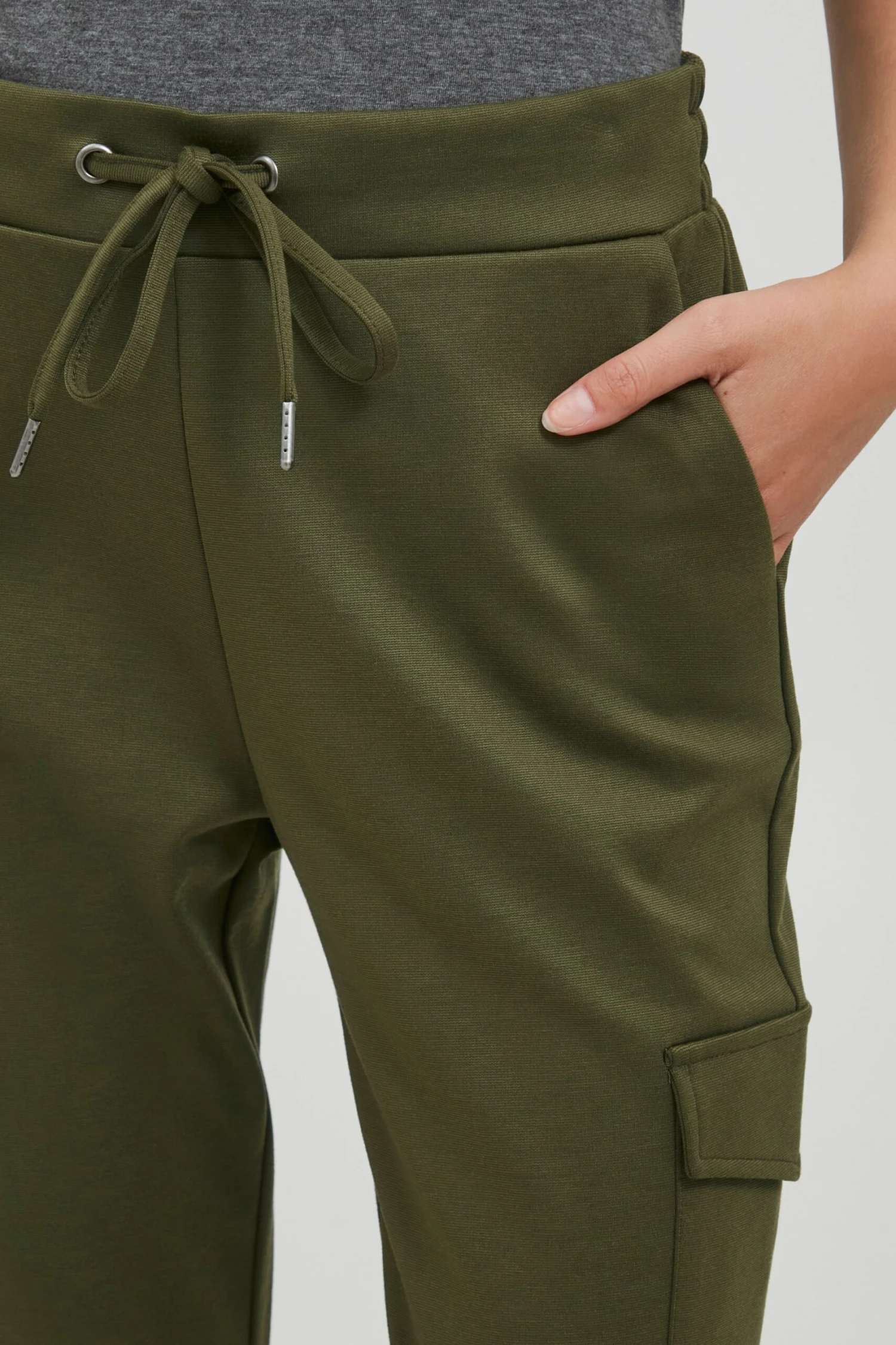 OXMO Cargohosen Loosefit Cargohose Henni Frauen Dunkelgrün 5 OXMO Cargohosen Loosefit Cargohose Henni Frauen Dunkelgrün – Bild 5