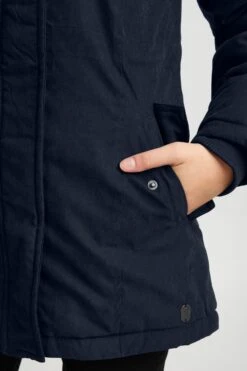 OXMO Winterjacken Parka Loka Frauen Schwarz -OXMO Verkaufs-Shop 3829614f8395f99904e4a26c65b400b6