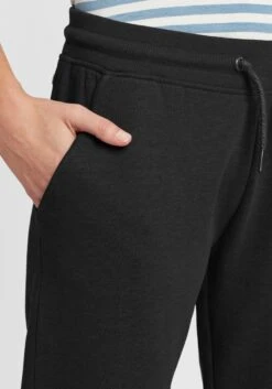 OXMO Jogginghosen Loosefit Sweathose POLAH Frauen Schwarz -OXMO Verkaufs-Shop 3e6a9aed2e5a91b4f116a185b88ef74c