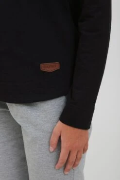 OXMO Sweatjacken Kapuzensweatjacke Wanda Frauen Schwarz -OXMO Verkaufs-Shop 4e461da1bbd2efe57211e38dc449537c