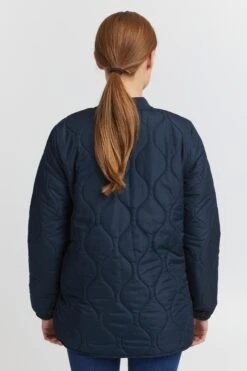 OXMO Übergangsjacken Steppjacke Saga Frauen Schwarz -OXMO Verkaufs-Shop 5029262b984ef3eedb4a15a2fa711958