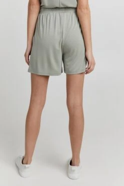 OXMO Hosen Loosefit Shorts BJÖRK Frauen Grün 9 OXMO Hosen Loosefit Shorts BJÖRK Frauen Grün -OXMO Verkaufs-Shop 59d3a0a46b881ce5f009f657c605e177