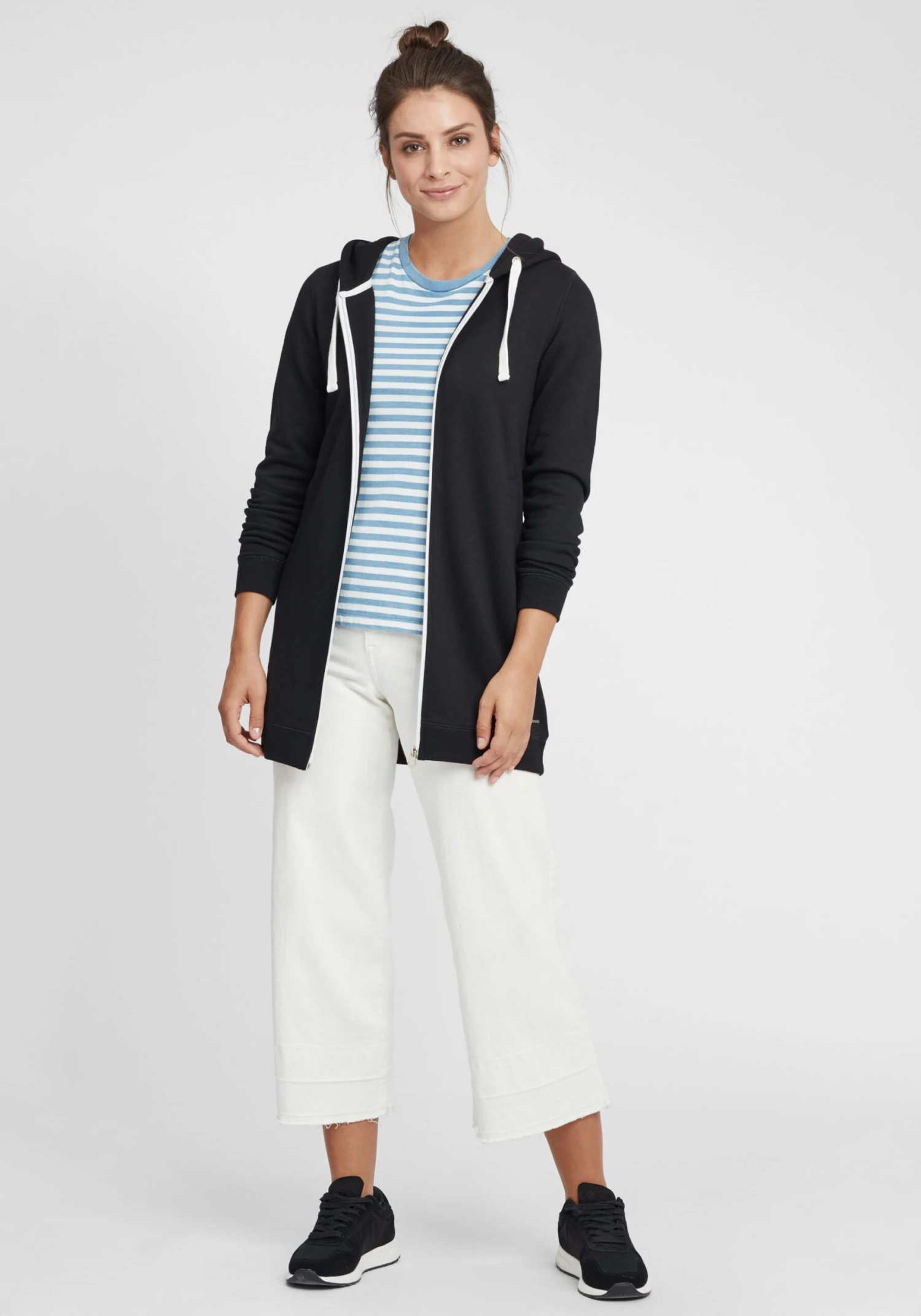 OXMO Sweatjacken Kapuzensweatjacke Olinda Frauen Schwarz 3 OXMO Sweatjacken Kapuzensweatjacke Olinda Frauen Schwarz – Bild 3