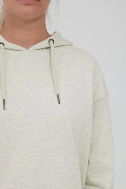 OXMO Pullover Kapuzenpullover GRETA Frauen Weiß -OXMO Verkaufs-Shop 5e64f7d6513d48aacadc8539fd0cca80