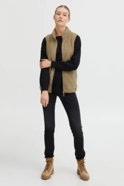 OXMO Westen Sweatweste Theri Frauen Sand -OXMO Verkaufs-Shop 6df8f14d14f7319bb3923fcfa1a50de5