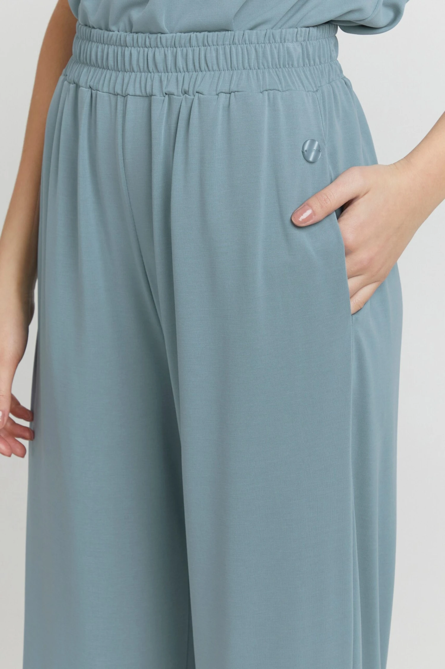 OXMO Stoffhosen Wide Leg Stoffhose OXBryndis Frauen Blau 5 OXMO Stoffhosen Wide Leg Stoffhose OXBryndis Frauen Blau – Bild 5