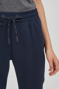 OXMO Stoffhosen Regular Stoffhose Frauen Schwarz 10 OXMO Stoffhosen Regular Stoffhose Frauen Schwarz -OXMO Verkaufs-Shop 772ff869ce3c91c4ecf2a3a6b66f189a