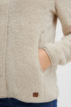 OXMO Sweatjacken Kapuzensweatshirtjacke Frauen Beige -OXMO Verkaufs-Shop 7b5221ef4494250c6d44df2141121e9b