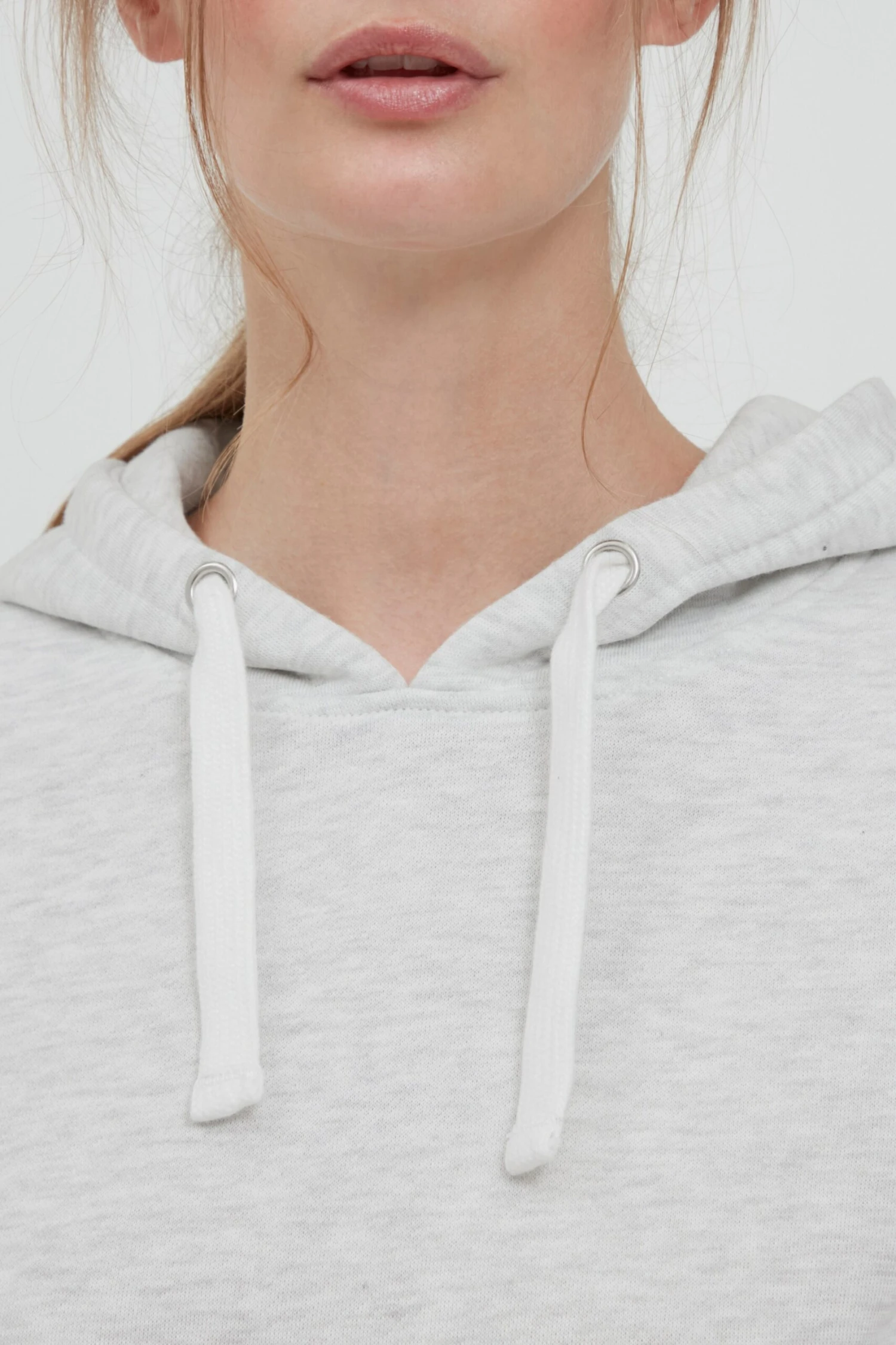 OXMO Kapuzenpullover Hoodie Olive Frauen Weiß 5 OXMO Kapuzenpullover Hoodie Olive Frauen Weiß – Bild 5