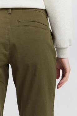 OXMO Chinos Regular Chinohose Pilar Frauen Khaki / Oliv -OXMO Verkaufs-Shop 8416c26156fae5ba9ee1226027ea904b
