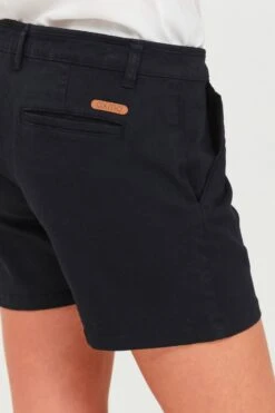OXMO Hosen Regular Shorts KATHY Frauen Schwarz -OXMO Verkaufs-Shop 8e1e9591e51f8ba27b97a0ae284729eb