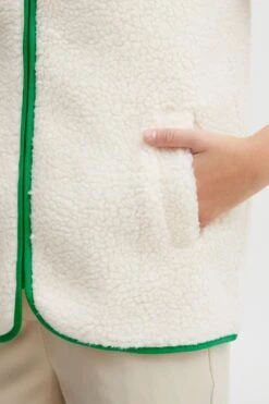 OXMO Westen Fleeceweste Oxbetty Frauen Grün -OXMO Verkaufs-Shop 943d08154805f90347439a543e88d46e