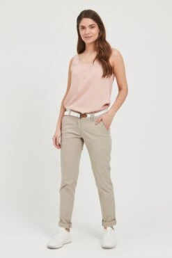 OXMO Chinos Slimfit Chinohose Chakira Frauen Beige -OXMO Verkaufs-Shop 99c649fa9ccc4a8620ff3595fea34851