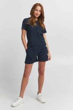 OXMO Hosen Regular Shorts Wim Frauen Dunkelblau 8 OXMO Hosen Regular Shorts Wim Frauen Dunkelblau -OXMO Verkaufs-Shop a28490b1a2cc4451feb7fb1f0897c009