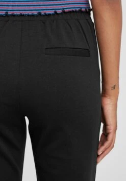 OXMO Jogginghosen Loosefit Hose Anita Frauen Schwarz 10 OXMO Jogginghosen Loosefit Hose Anita Frauen Schwarz -OXMO Verkaufs-Shop a90fa853a71111f1a30d12b46409568b