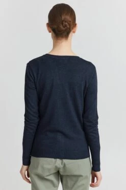 OXMO Strickjacken Strickcardigan Hlin Frauen Dunkelblau -OXMO Verkaufs-Shop ab7c7adadad3f6e6fb3a853a09ac48a8