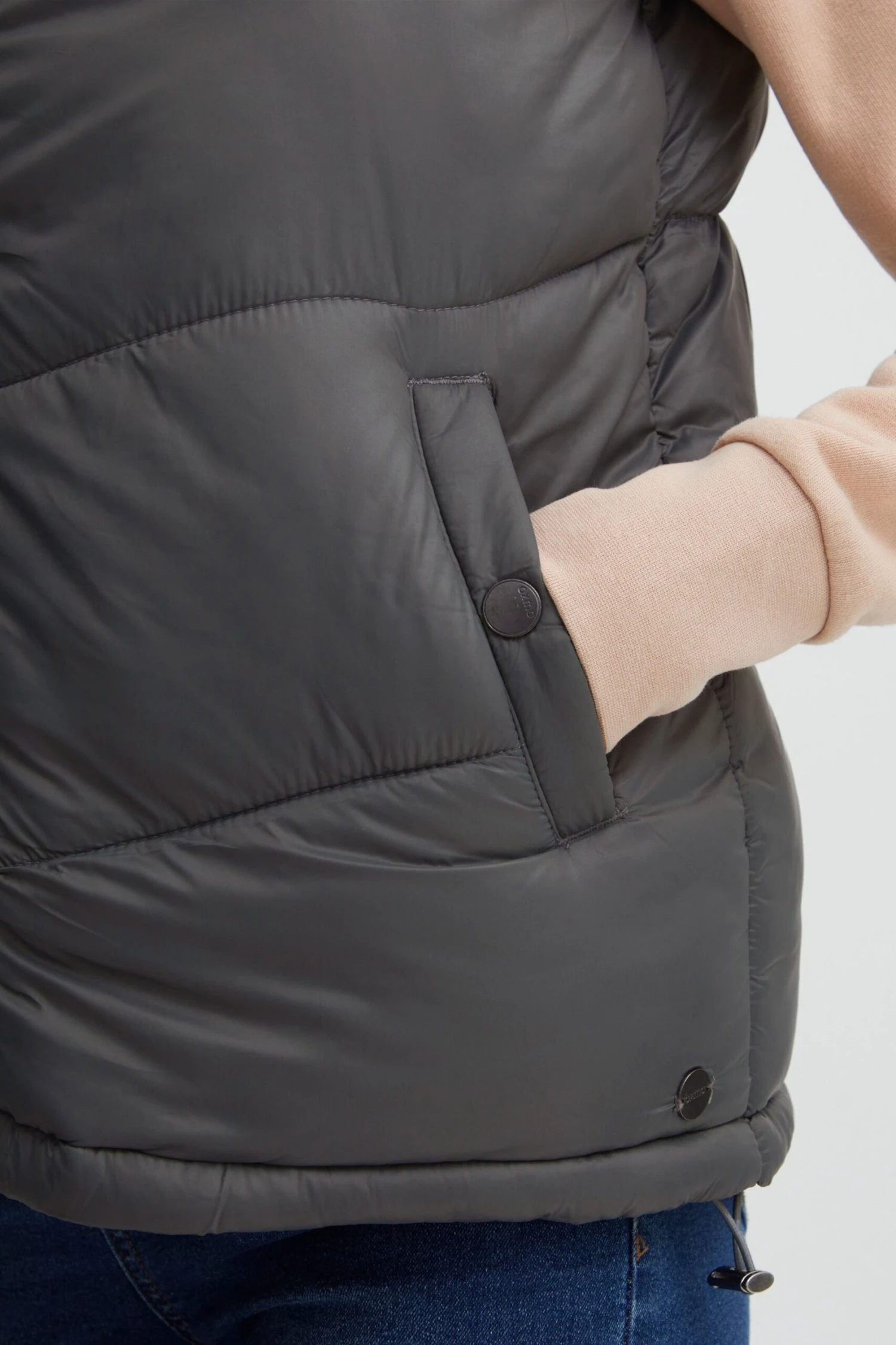 OXMO Westen Steppweste Tabita Frauen Grau 6 OXMO Westen Steppweste Tabita Frauen Grau – Bild 6