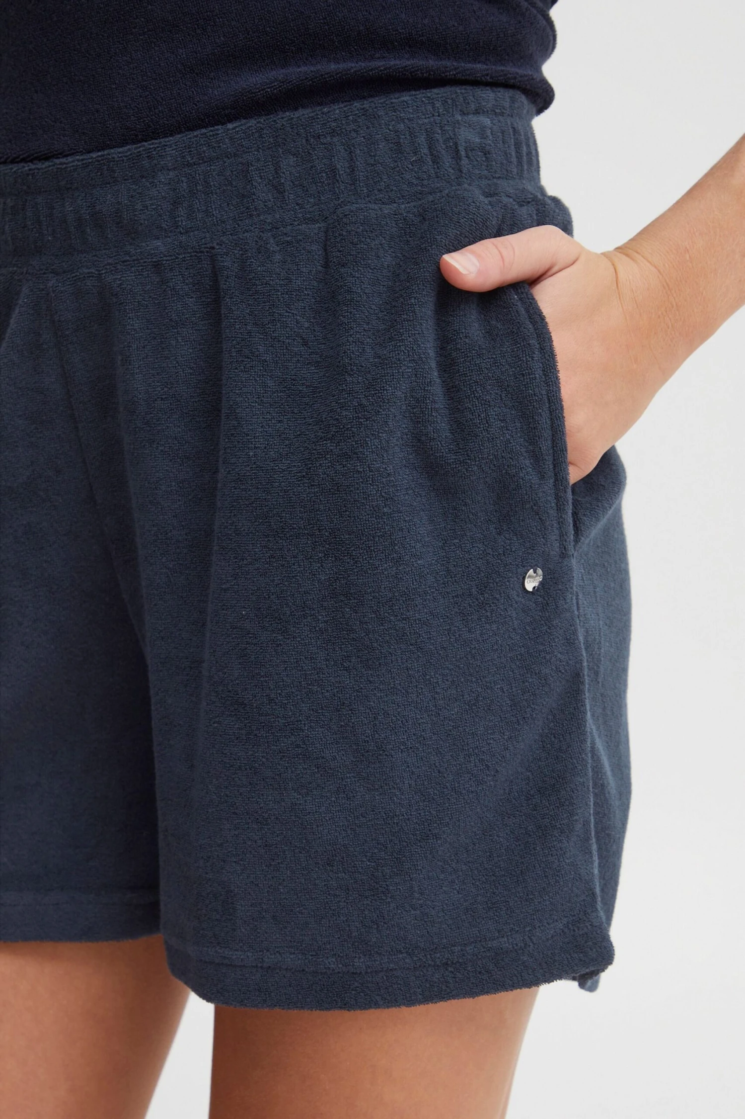 OXMO Shorts Regular Hose Frauen Blau 5 OXMO Shorts Regular Hose Frauen Blau – Bild 5