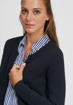 OXMO Strickjacken Strickjacke Hilda Frauen Schwarz -OXMO Verkaufs-Shop b8579e9a6c6832373c7b3065df9363b7