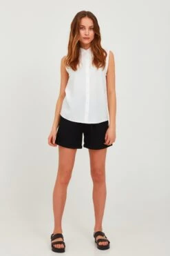 OXMO Hosen Loosefit Shorts OXLINA Frauen Schwarz -OXMO Verkaufs-Shop d1aaae92af3f36edc02863eb7c40bbda