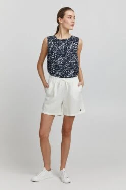 OXMO Shorts Loosefit Hose Algea Frauen Offwhite -OXMO Verkaufs-Shop d4a7d9bd23ff38b90471bdafc965ea7b