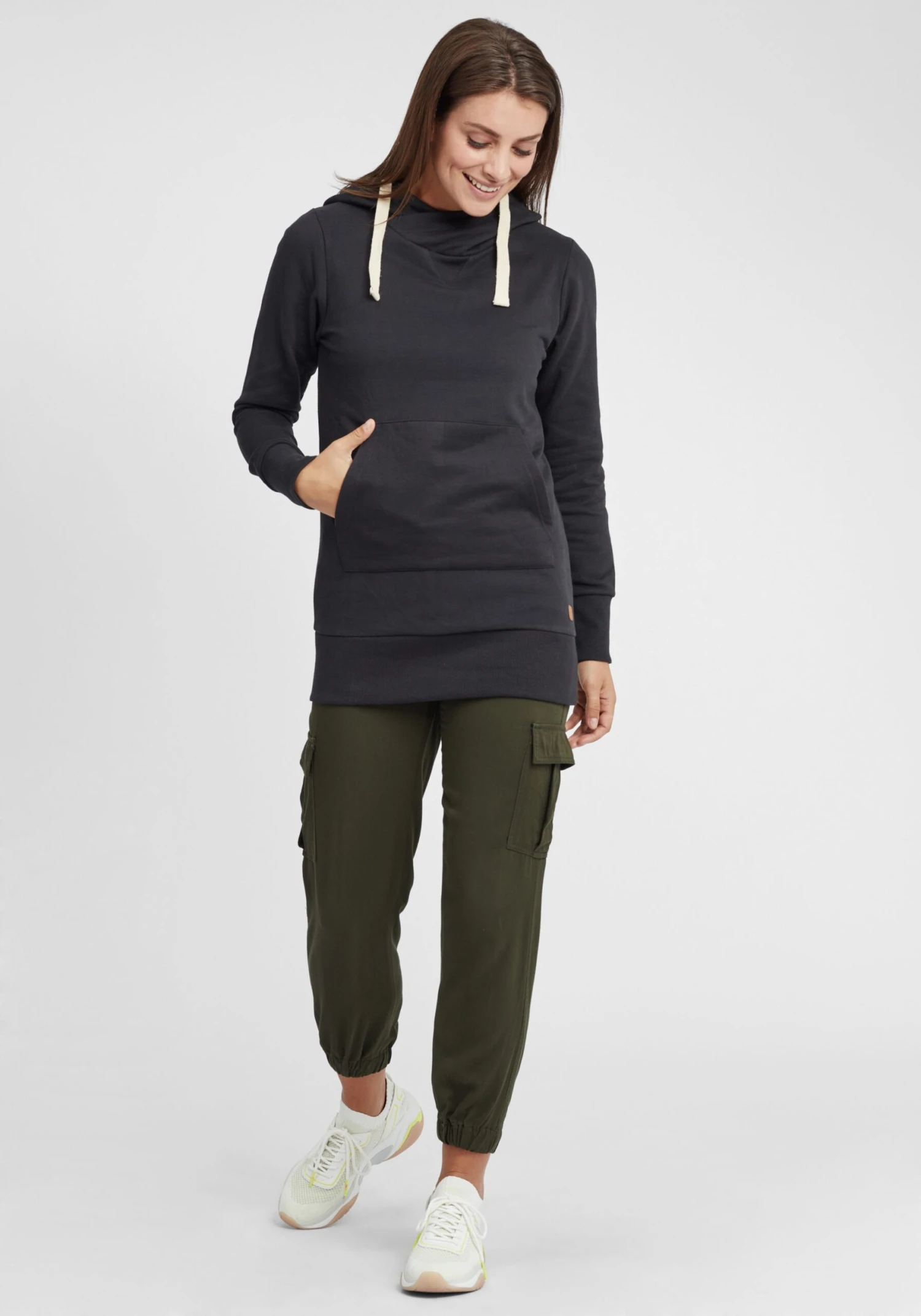 OXMO Hoodies Hoodie Jenny Frauen Schwarz 3 OXMO Hoodies Hoodie Jenny Frauen Schwarz – Bild 3