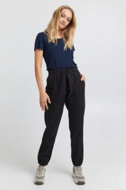 OXMO Bundfaltenhosen Loosefit Hose Lennja Frauen Schwarz -OXMO Verkaufs-Shop de35b742d070078f6c7a7551f839cb80