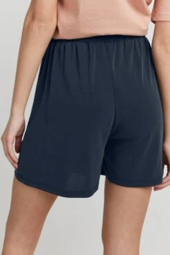 OXMO Hosen Loosefit Shorts BJÖRK Frauen Schwarz -OXMO Verkaufs-Shop e8ac499be862350eb44cfb23d7c08a07
