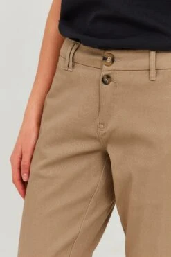 OXMO Chinos Regular Chinohose Pilar Frauen Beige -OXMO Verkaufs-Shop ebc5af2a6b0e07b3af0f321b42cc7615