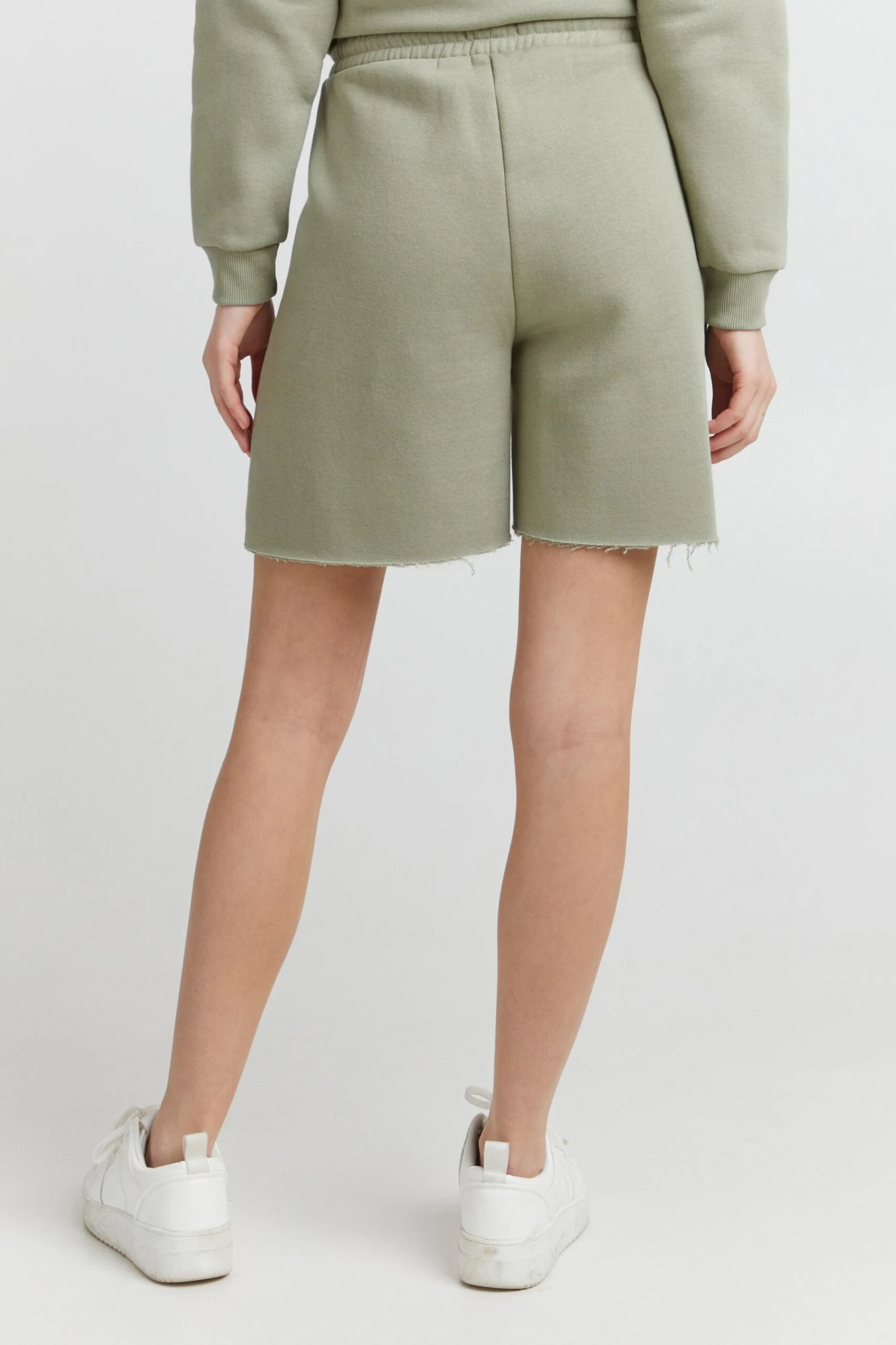 OXMO Shorts Wide Leg Sweatshorts Hope Frauen Grün 4 OXMO Shorts Wide Leg Sweatshorts Hope Frauen Grün – Bild 4