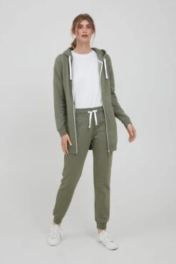 OXMO Jogginghosen Loosefit Sweathose Olivia Frauen Grünmeliert -OXMO Verkaufs-Shop f7acb234efe79b62ffac548dabfd5f96