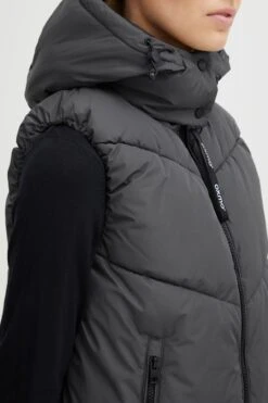 OXMO Westen Steppweste Ox-Juliette Frauen Grau -OXMO Verkaufs-Shop fa703ffbb12a1f74dd2406b68e14fae3