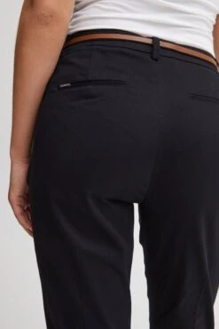 OXMO Stoffhosen Tapered Hose Frauen Schwarz -OXMO Verkaufs-Shop fdd0cde77f9cc6295bc539d599949cd4